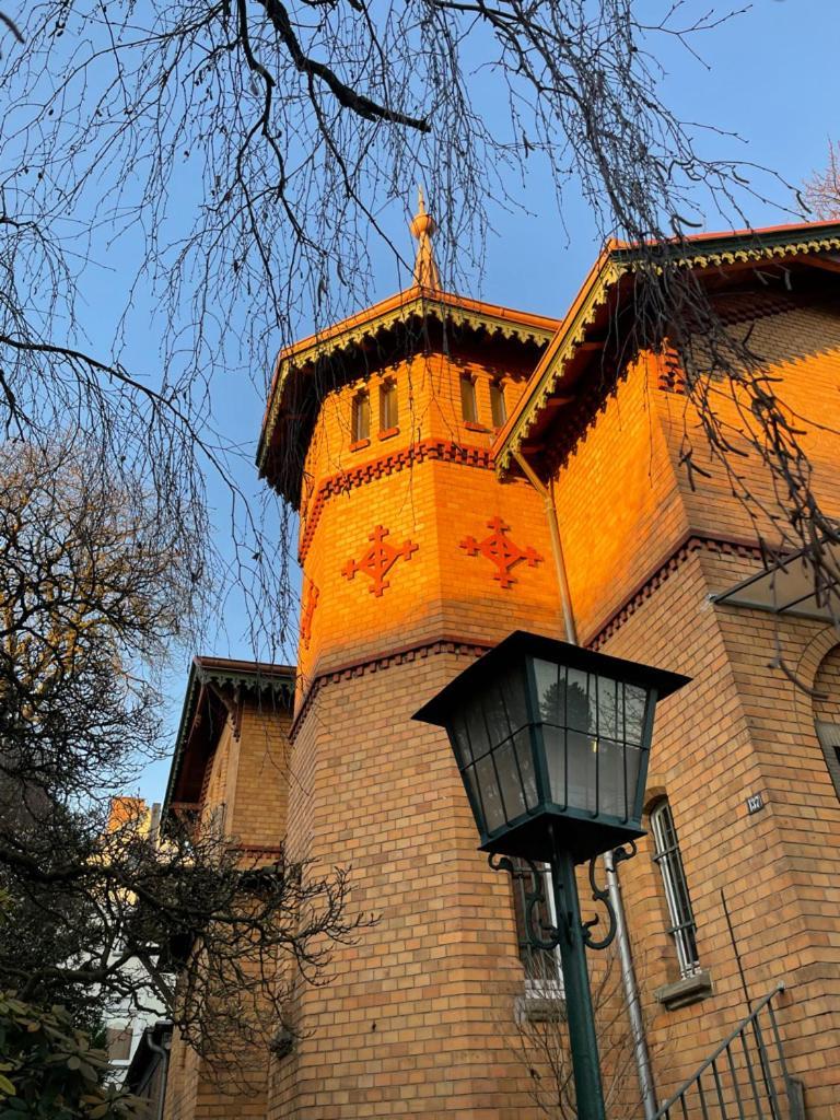 Haus Mit Tuermchen Apartamento Solingen Exterior foto