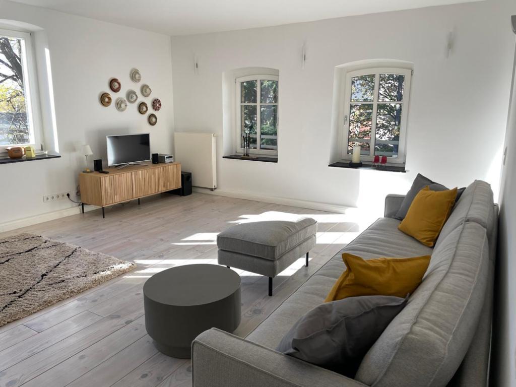 Haus Mit Tuermchen Apartamento Solingen Exterior foto